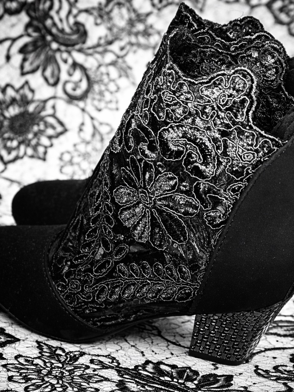 Elegant Black Floral Lace Ankle Boots